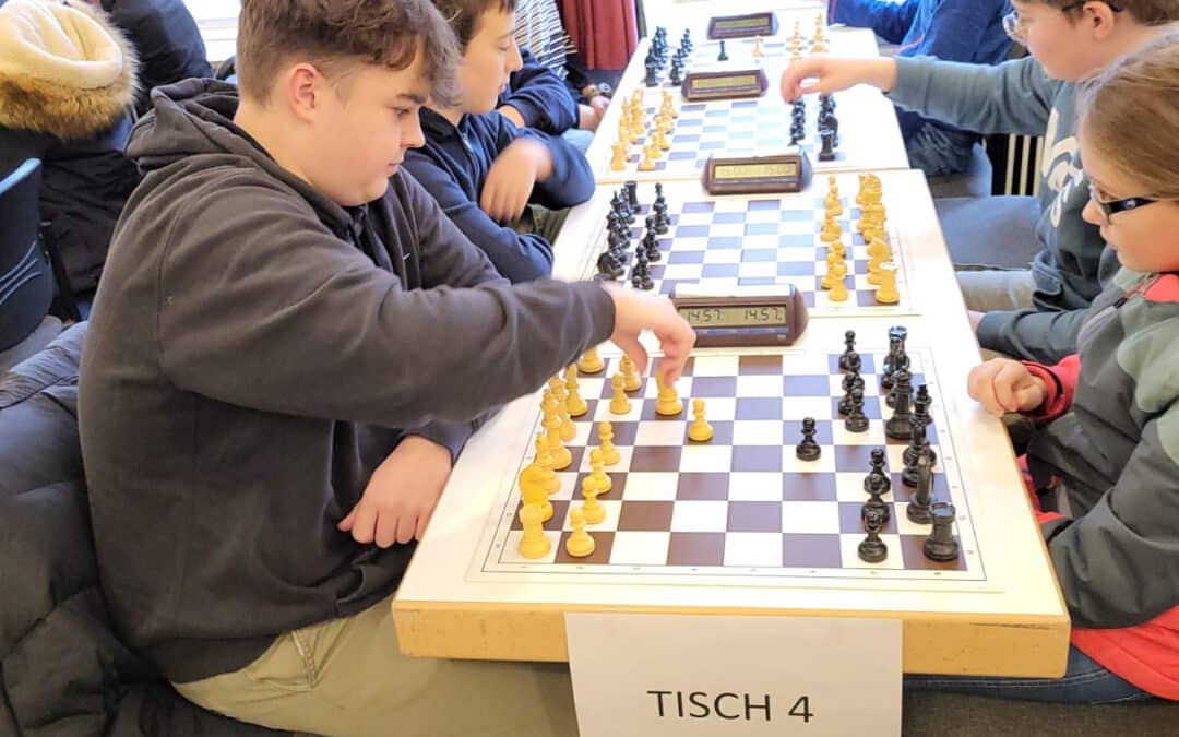 Ludgerusschule beeindruckt beim Bezirksfinale Schach 2024